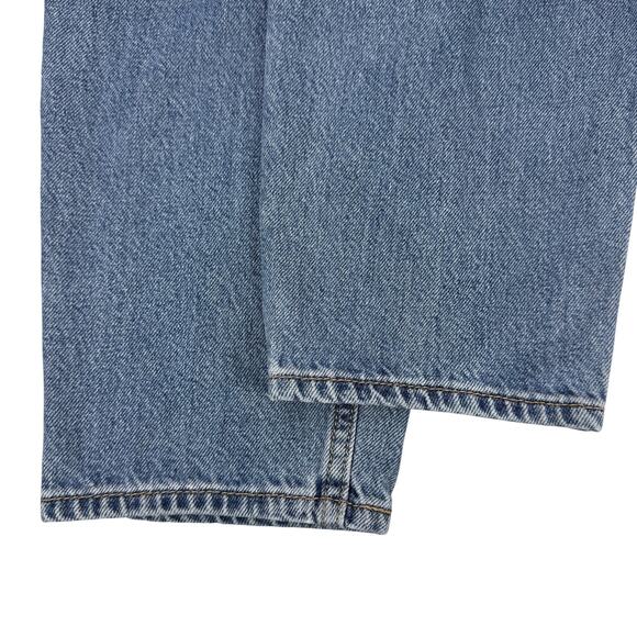 LEVI'S Premium 80s Mom Jean Women's Size 31 So Next Year Medium Wash - Picture 8 of 8